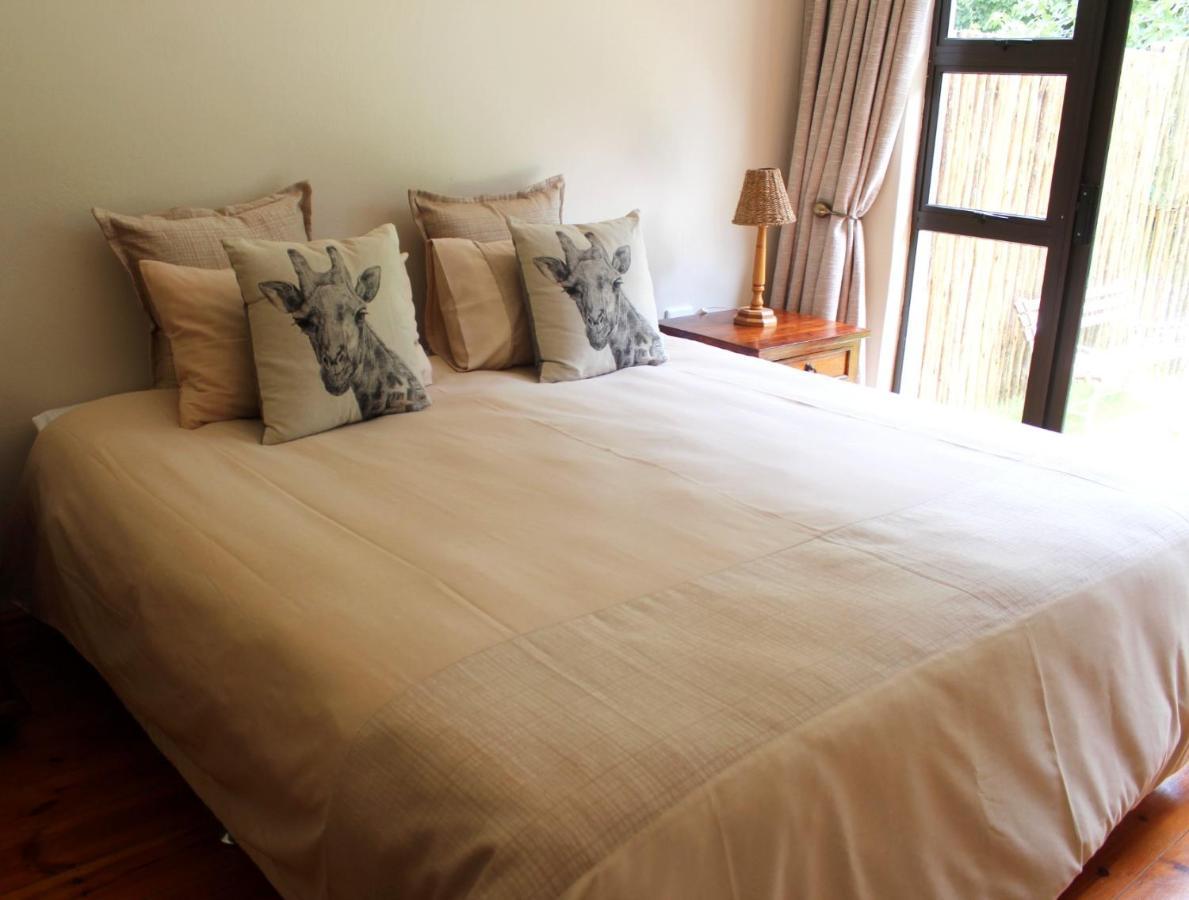 Bietjie Rus Guest House Адо Екстериор снимка