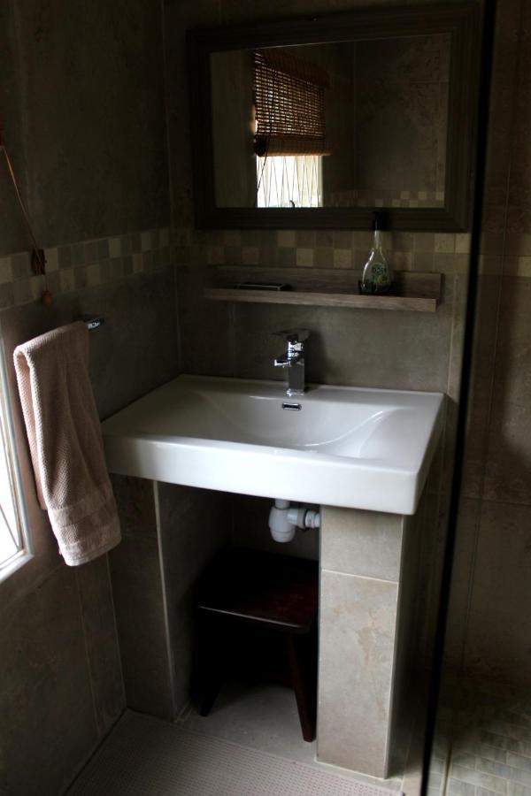 Bietjie Rus Guest House Адо Екстериор снимка